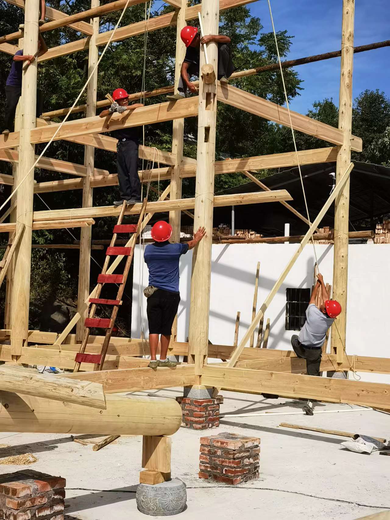 溆浦湘楚木作古建工程有限公司,土家吊腳樓,侗鄉(xiāng)鼓樓,侗鄉(xiāng)風(fēng)雨樓哪里好 溆浦湘楚木作古建工程有限公司,土家吊腳樓,侗鄉(xiāng)鼓樓,侗鄉(xiāng)風(fēng)雨樓哪里好